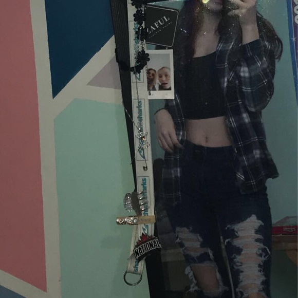 Meet your Posher, Amelia - Picture 1 of 1